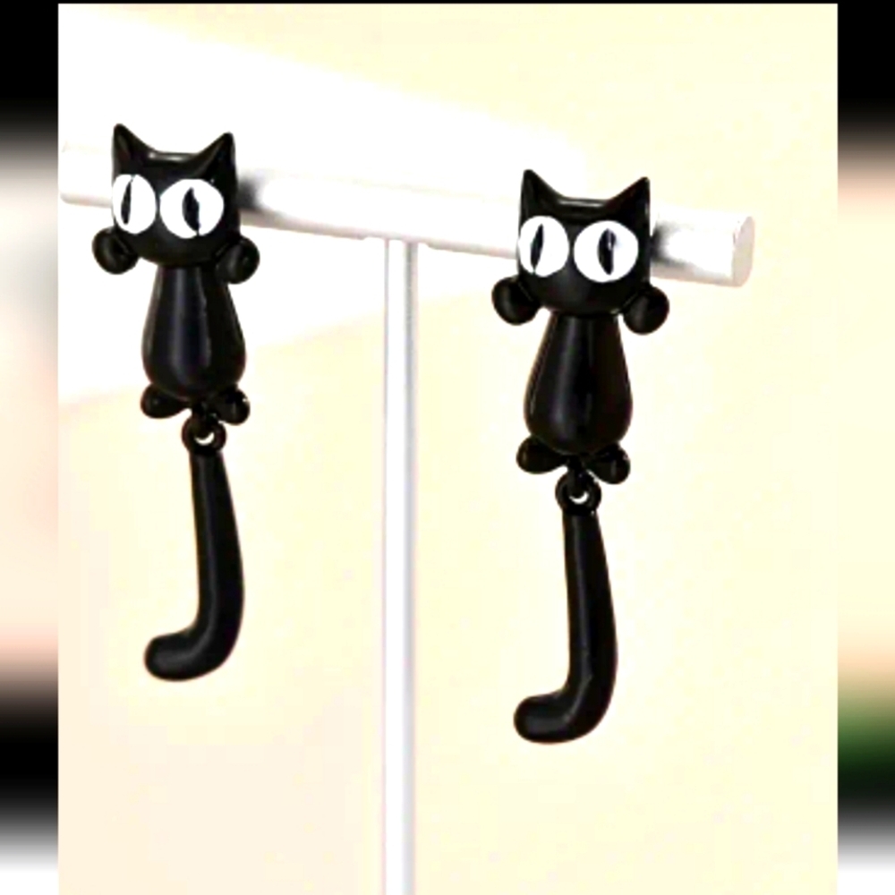 Tic Tock Kit Cat Cat Collar Earrings Silver Plated Vintage Style.